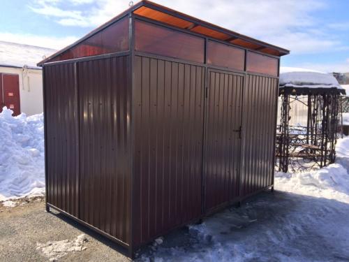 Как утеплить сарай из профнастила. Какими преимуществами и недостатками обладает конструкция из металлической трубы