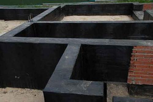 Гидроизоляция фундамента битумной мастикой технология. Битумная мастика для фундамента — пошаговая технология нанесения 01