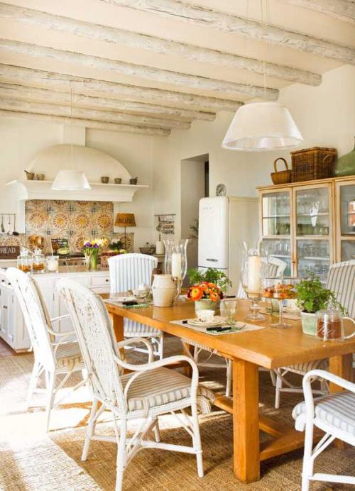 Душевная кухня в одном испанском доме 06