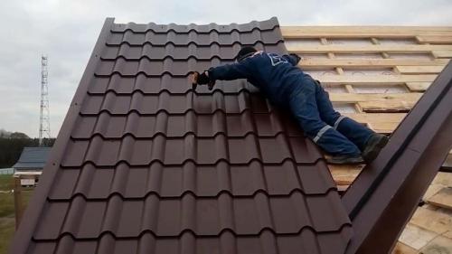 Какая черепица лучше. Металлическая черепица