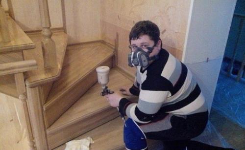 Чем покрасить лестницу деревянную в доме. Средства для покраски деревянной лестницы 06 Чем покрасить лестницу деревянную в доме. Средства для покраски деревянной лестницы 06