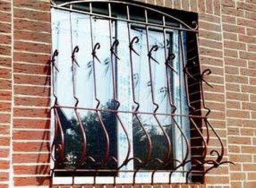 Виды решеток на окна. Распашные конструкции решеток 14