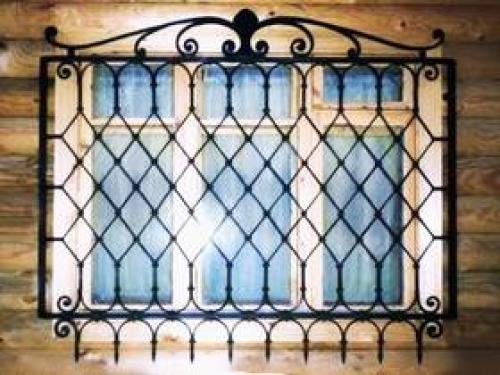 Виды решеток на окна. Распашные конструкции решеток 13