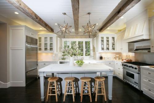 Дизайн потолков с балками. Потолок с балками – современные дизайнерские решения, идеи декора и варианты оформления