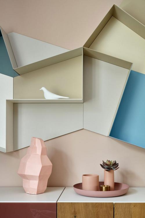 Современный интерьер с интересным оформлением стен в Москве 06