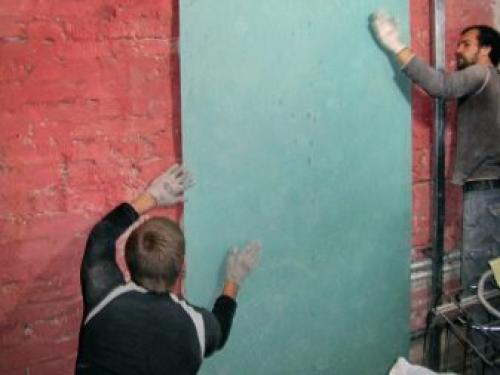 Гипсокартон по деревянному каркасу. Особенности и недостатки обрешетки из древесины 05