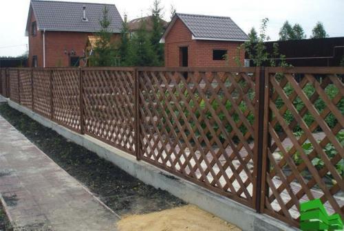 Горизонтальный деревянный забор своими руками. Из чего сделать забор дёшево