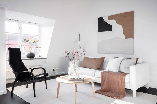 Небольшая квартира с выходом на крышу (59 кв. м) 06