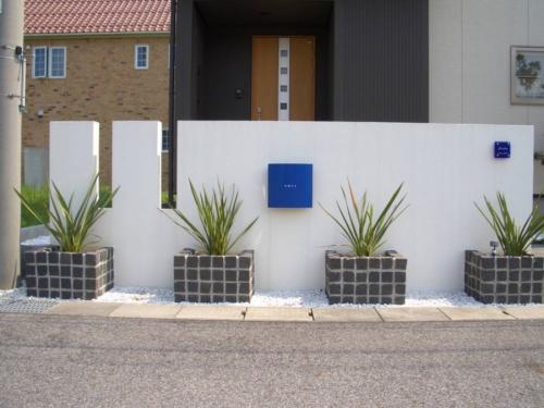 Клумбы из кирпича своими руками на даче. Клумбы из кирпича —, как красиво сложить своими руками? 115 фото и советы дизайнеров