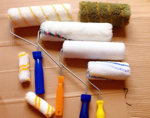 Сколько сохнут обои на флизелиновой основе под покраску. Как красить обои на флизелиновой основе, технология окрашивания