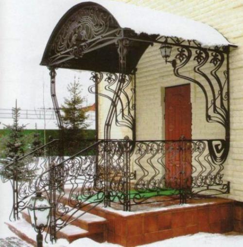 Крыльцо из железа. Металл: плюсы и минусы