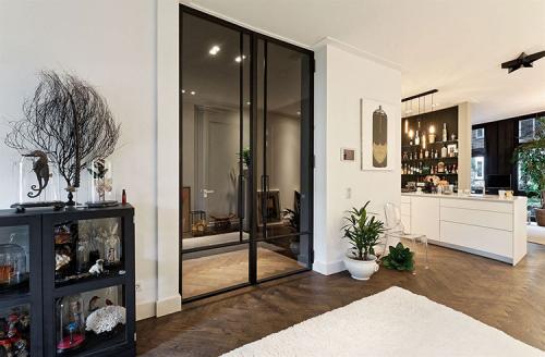 Великолепный таунхаус с собственным садом 01