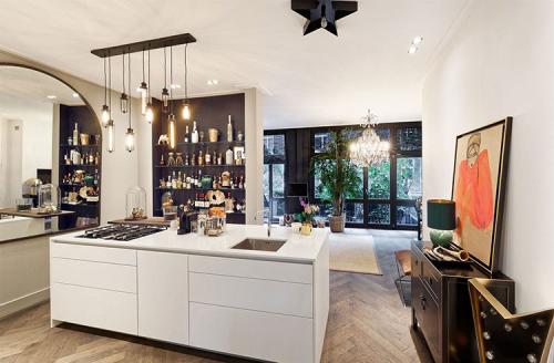 Великолепный таунхаус с собственным садом 05