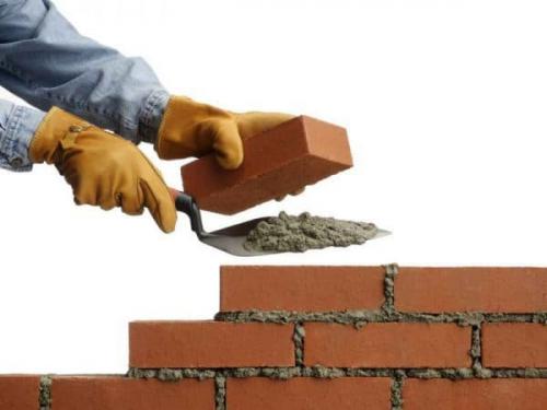 Вес красного кирпича 250х120х65. Вес кирпича красного полнотелого: масса плотности в одном поддоне