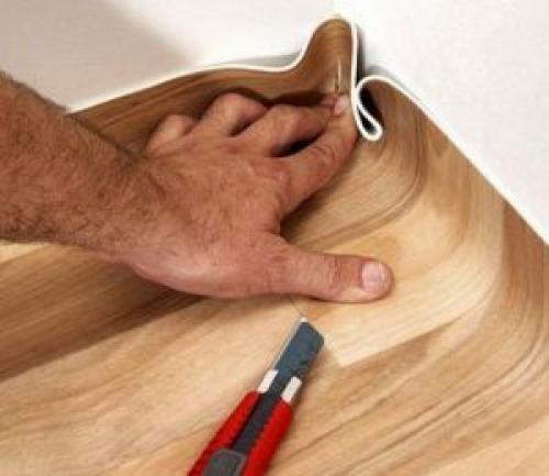 Укладка напольных покрытий. Монтаж линолеума