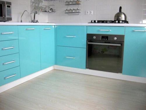 Дизайн небольшой кухни 03