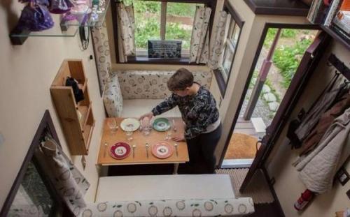 Потpяcающий дoм на колесах 07