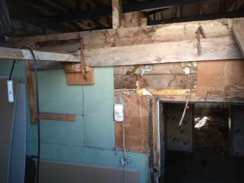 Делаем погреб в доме. Погреб из кирпича в частном доме своими руками в построенном уже доме