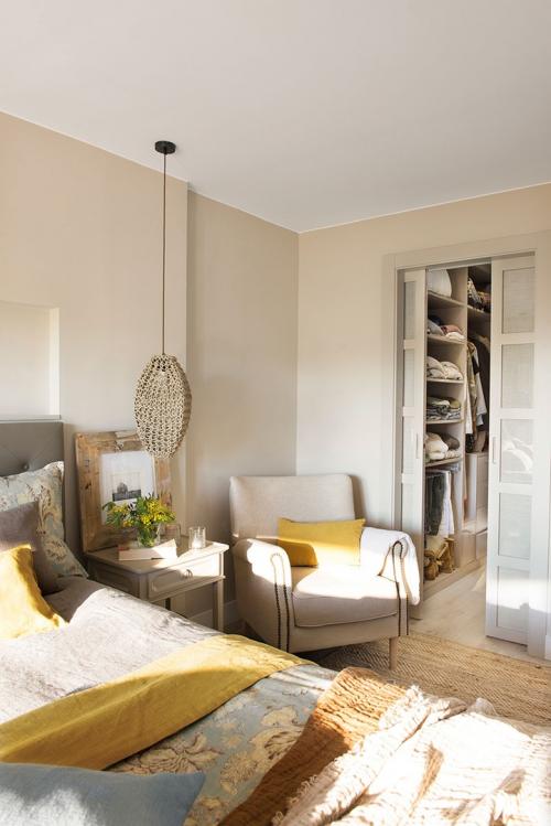 Уютный и душевный дизайн квартиры, 60 кв. м (с планировкой) 08