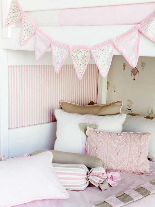 Прекрасная детская для девочек (10 кв. м) 03