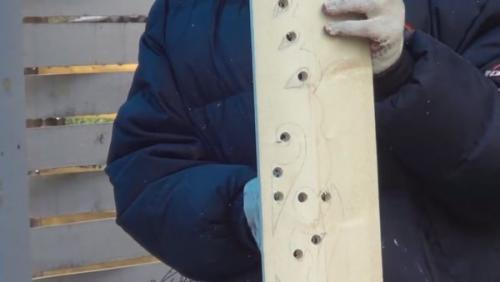 Как крепить деревянные наличники на окна. Разновидности оконных наличников