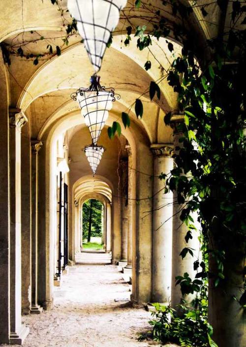 Свет вдохновения: от классики к авангарду 01