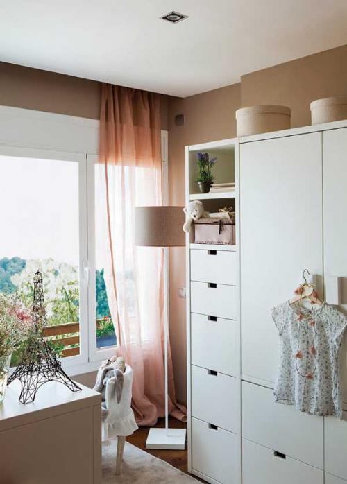 Нежная детская для девочки (12 кв. м) 05