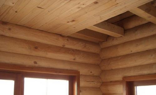 Потолок в деревянном доме своими руками. Отделка потолка натуральными материалами