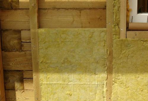 Как утеплить дом из бруса изнутри. Техника утепления дома из бруса