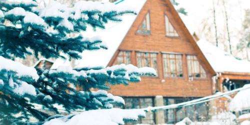 Утепление деревянного дома с двух сторон. Преимущества и недостатки утепления стен в брусовом доме