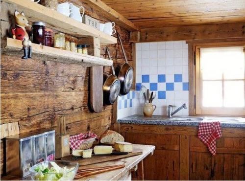 Избушка на дepeвe во Франции 04