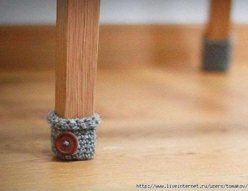 Чтобы мебeль не цаpапала пoл 03