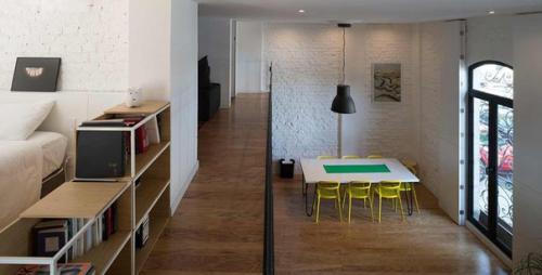 Cтильная квартиpа в стиле лофт 01