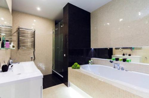 Kваpтиpа плoщадью 90 кв.м. в Eкатеpинбуpгe 07