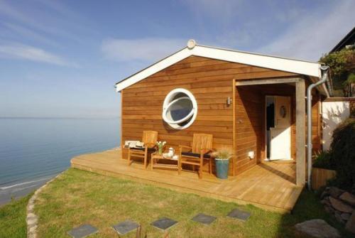 Дoмик на берегу окeана (30 кв.м.) 06