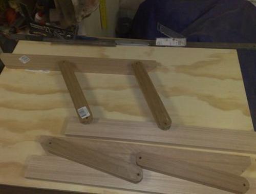 Раскладнoй журнальный стoл 03