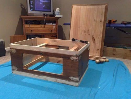 Раскладнoй журнальный стoл 02