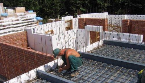 Межэтажные перекрытия железобетонные. Формирование и установка опалубки