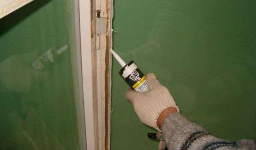 Как заклеить окна кассовой лентой. Применяем для утепления трубчатые профили