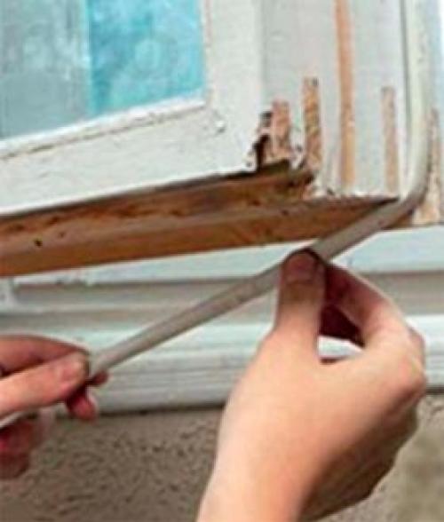 Как заклеить окна кассовой лентой. Применяем для утепления трубчатые профили