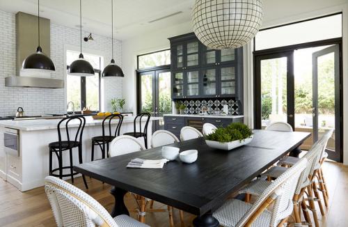 Мягкий и уютный дизайн большого дома 04