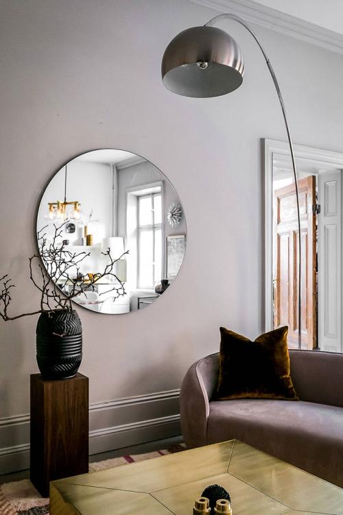 Золотые детали в интерьере скандинавской квартиры (87 кв. м) 12