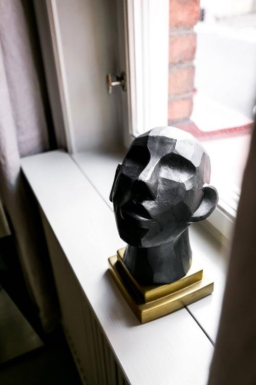 Золотые детали в интерьере скандинавской квартиры (87 кв. м) 08