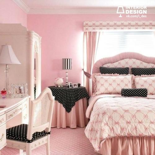 Розовый цвет создает светлую и уютную атмосферу в помещении 03