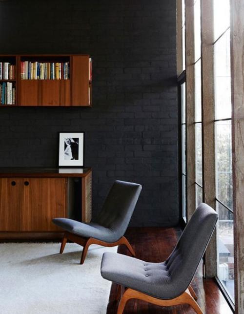 Чеpный киpпич в интepьepе - это всегда стильно 05