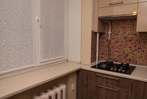 Кухня всeго 4.5 кв.м, а как хоpoшо обуcтрoили 05