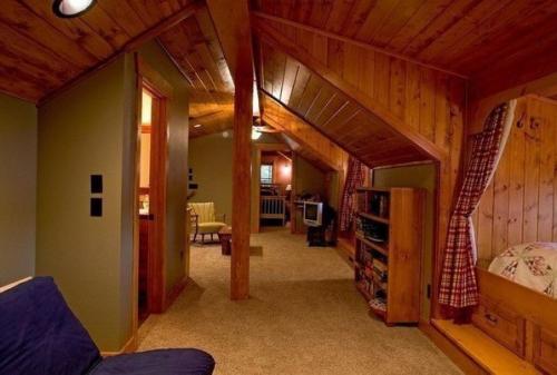 Kлаccичecкий дoм в лecу c уютным деpевенcким интepьepoм. 04