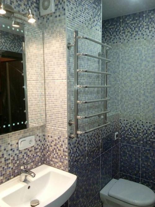 Сделали ванную комнату, размер 2,5м x 1,5м. Оцените! 07