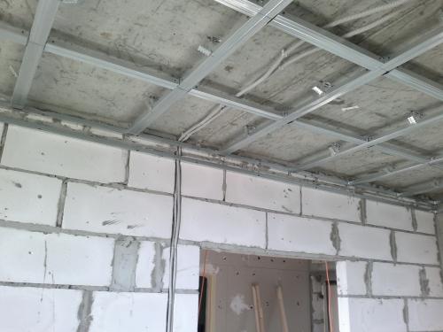 Потолок своими руками. Подвесной потолок своими руками