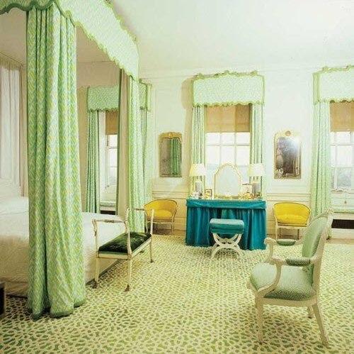 Освежающий зеленый в интерьере спальни. Нравится? 05